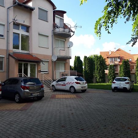 Katalin Apartman Hajdúszoboszló المظهر الخارجي الصورة