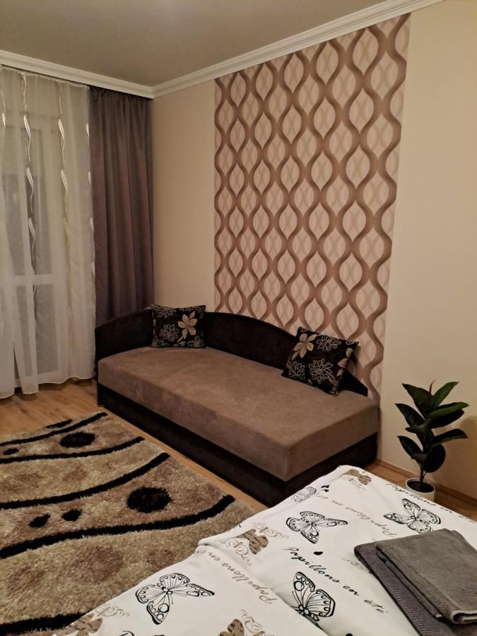 Katalin Apartman Hajdúszoboszló المظهر الخارجي الصورة